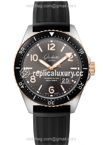 Glashutte Original SeaQ Panorama Date Stainless Steel / Red Gold / Grey / Rubber / Folding 1-36-13-04-91-33