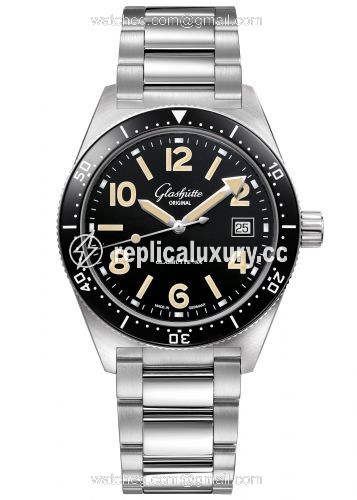 Glashutte Original SeaQ Date Stainless Steel / Black / Bracelet 1-39-11-06-80-70
