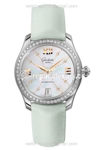 Glashutte Original Lady Serenade Stainless Steel / Diamond / MOP - Index Line / Satin / Pin 1-39-22-12-22-44