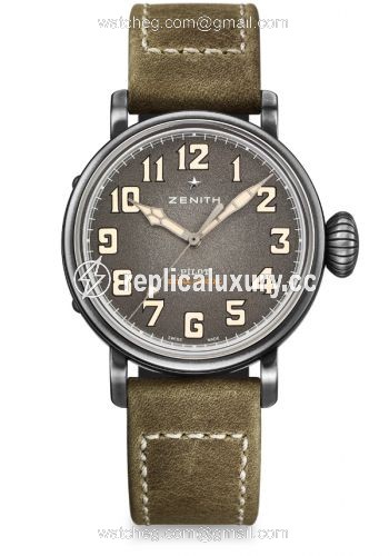 Zenith Pilot Type 20 Extra Special 40 Aged Stainless Steel / Green 11.1940.679/63.C800