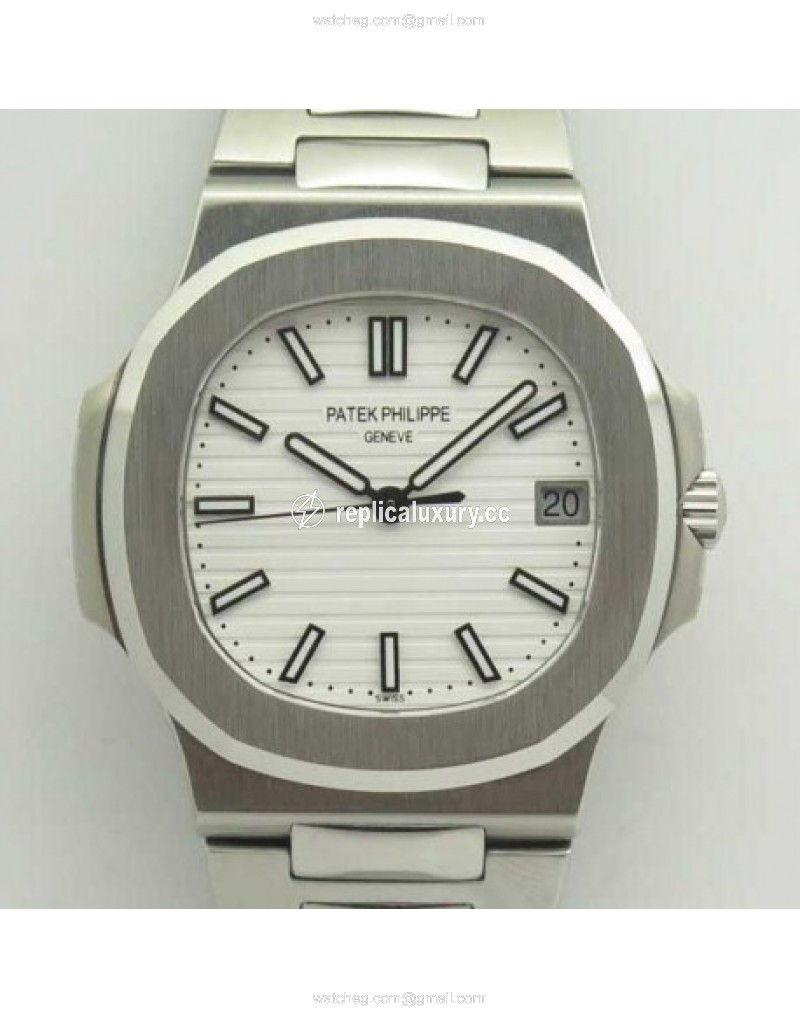 Patek Philippe Nautilus 5711 JJ V2 Stainless Steel White 