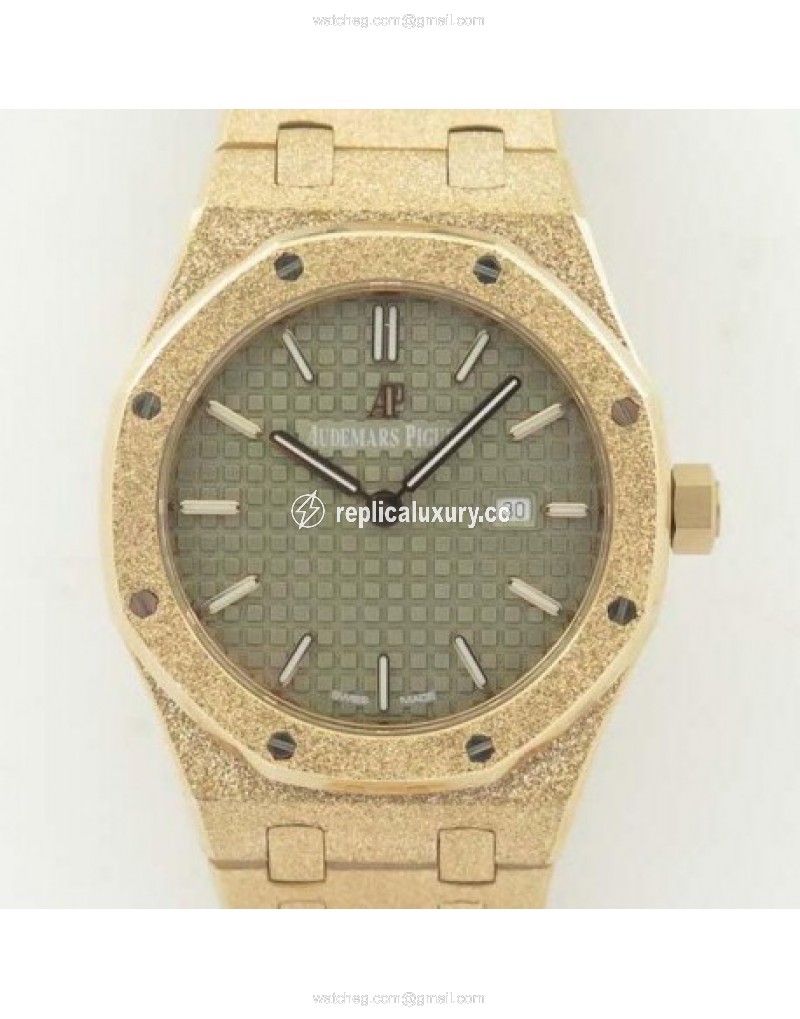 Audemars Piguet Royal Oak Frosted Gold Quartz 33MM 67653 OM Rose Gold Green 