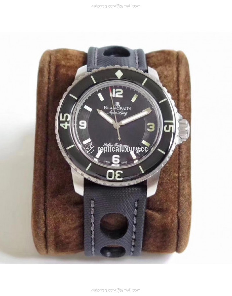 Blancpain Fifty Fathoms Aqua Lung 5015C-1130-52B ZF Stainless Steel Black 