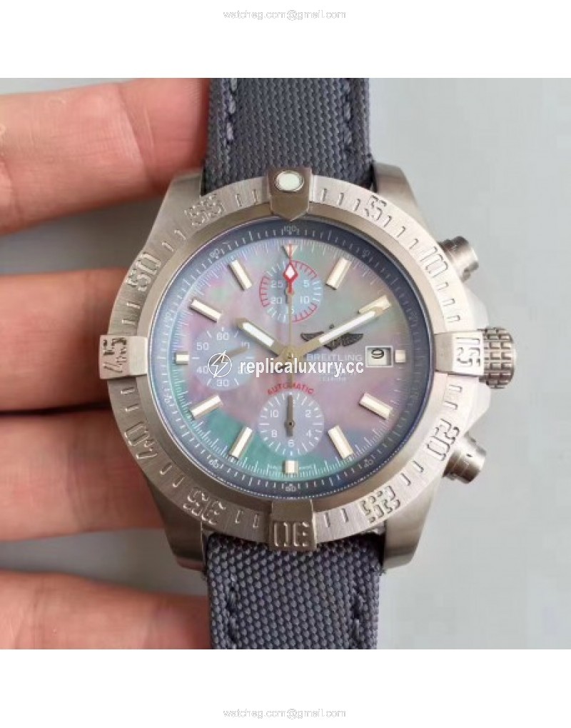 Breitling Avenger Bandit E1338310/M534/253S/E20DSA.2 GF Titanium Mother Of Pearl 