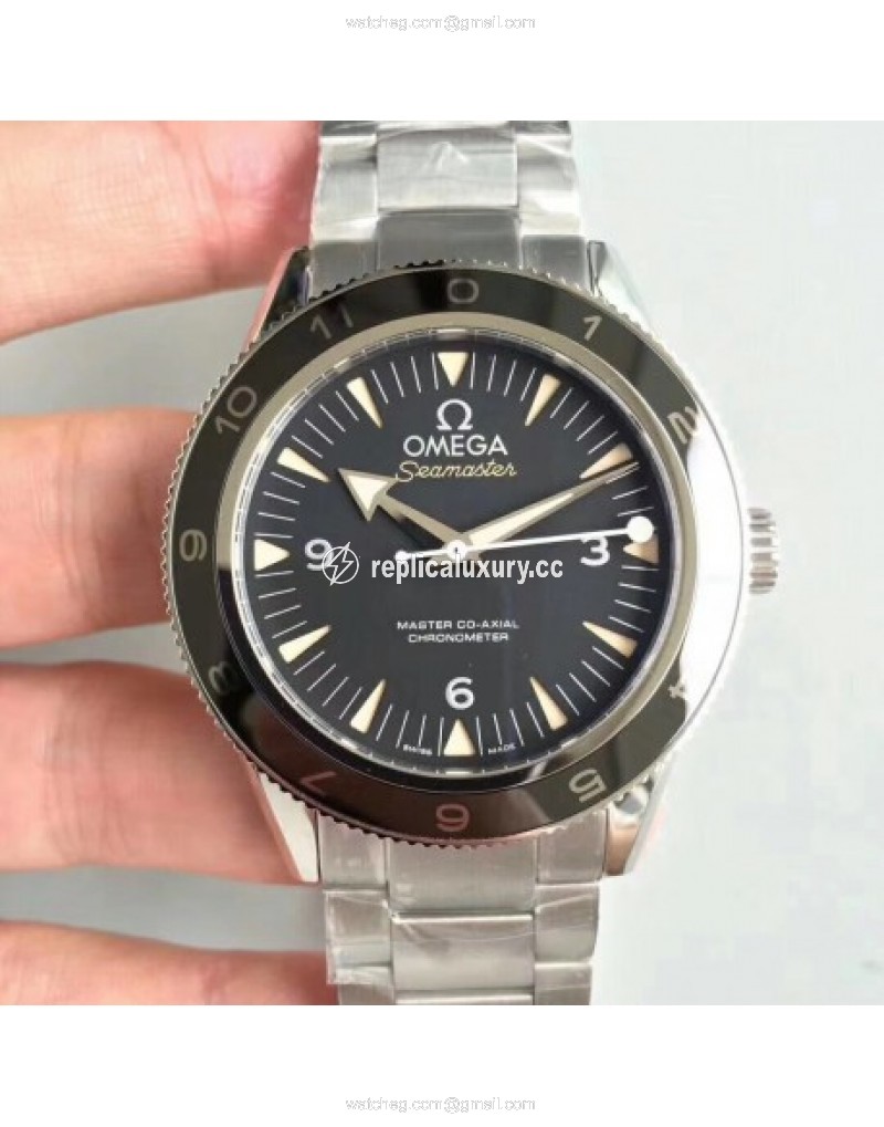 Omega Seamaster 300 Spectre 007 Limited Edition 233.32.41.21.01.001 VS Stainless Steel Black 
