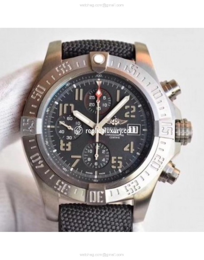 Breitling Avenger Bandit E1338310.M534.253S.E20DSA.2 GF Titanium Anthracite 