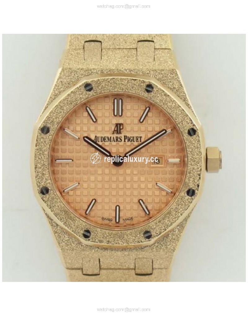 Audemars Piguet Royal Oak Frosted Gold Quartz 33MM 67653 OM Rose Gold Rose Gold 