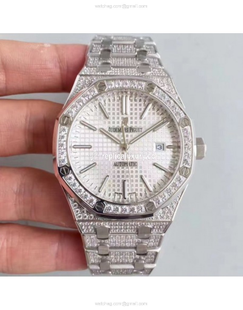 Audemars Piguet Royal Oak 15400 Noob Stainless Steel & Diamond Silver 
