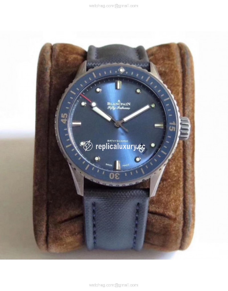 Blancpain Fifty Fathoms Bathyscaphe 5000-0240-O52A ZF Ceramic Shiny Blue 