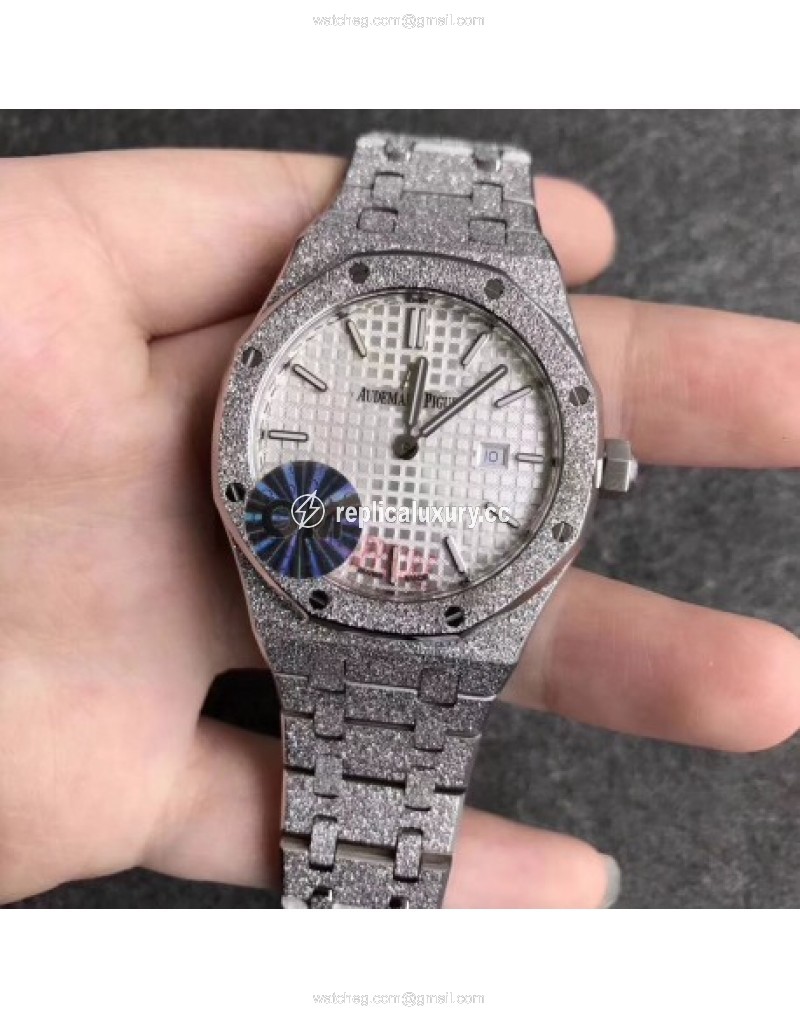 Audemars Piguet Royal Oak Frosted Gold Quartz 33MM 67653 OM Stainless Steel Silver 
