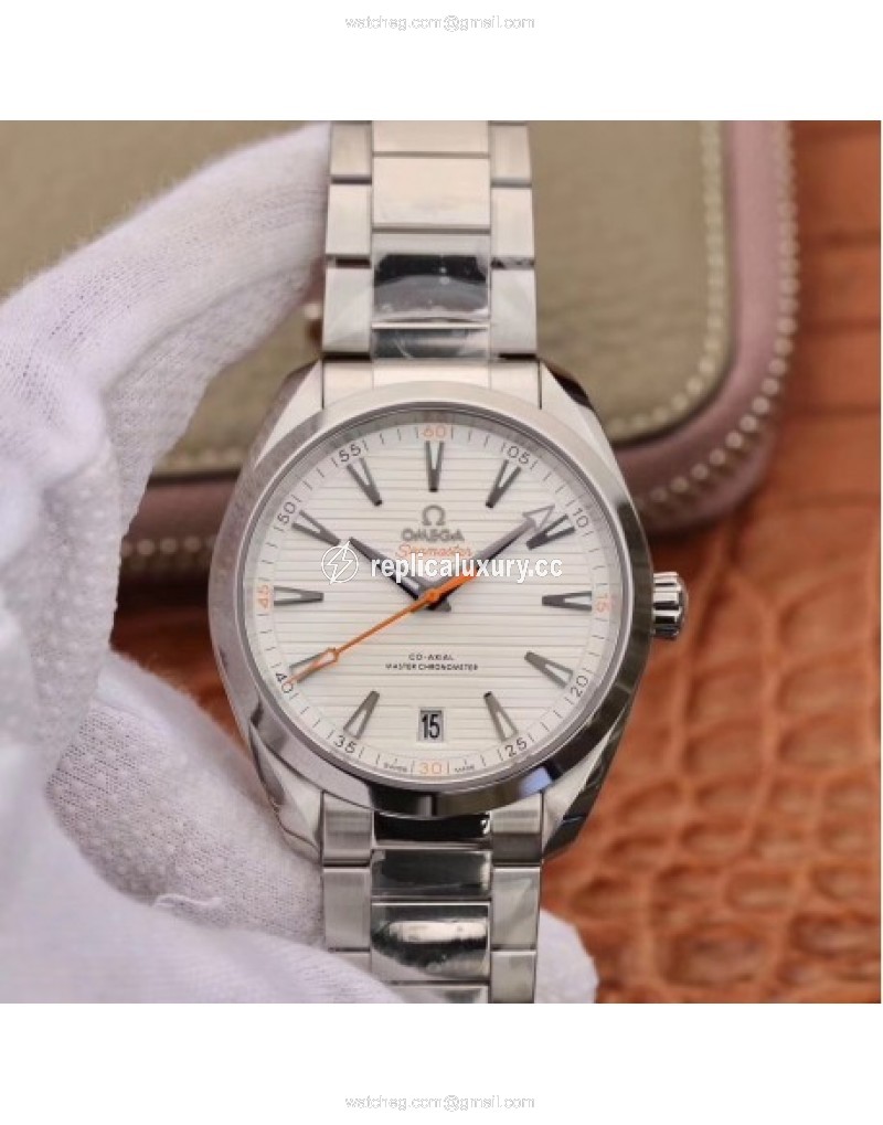 Omega Seamaster Aqua Terra 150M Co-Axial Master Chronometer 220.10.41.21.02.001 VS Stainless Steel White 