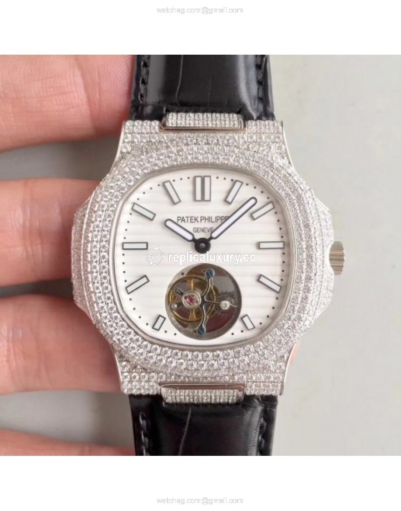 Patek Philippe Nautilus Jumbo 5711 2018 Noob Stainless Steel & Diamonds White 