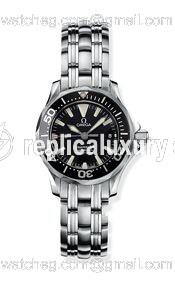 Omega Seamaster Diver 300M Quartz 28 Stainless Steel / Black / Bracelet 2282.50.00