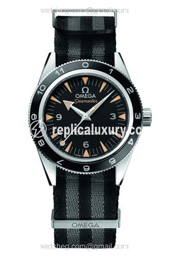 Omega Seamaster 300 Master Co-Axial Spectre 233.32.41.21.01.001