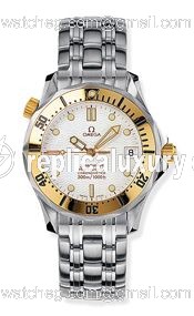 Omega Seamaster Diver 300M Automatic 36.25 Stainless Steel / Yellow Gold / White / Bracelet 2452.20.00