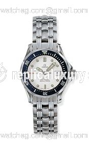 Omega Seamaster Diver 300M Quartz 28 Stainless Steel / White / Bracelet 2583.20.00