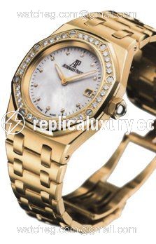 Audemars Piguet Royal Oak 67601 Quartz Yellow Gold / MOP 67601BA.ZZ.1210BA.02