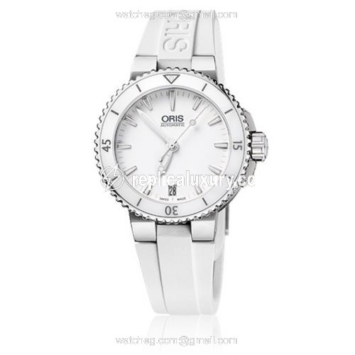 Oris Aquis Date 36 01 733 7652 4156-07 4 18 31