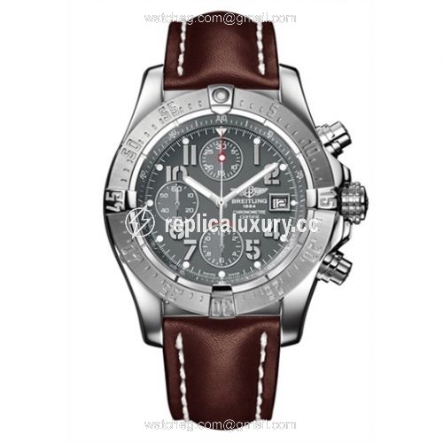Breitling Avenger Grey / Calf A1338012.F547.437X
