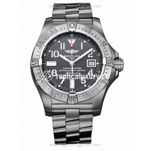 Breitling Avenger Seawolf Stainless Steel / Grey A1733010.F538
