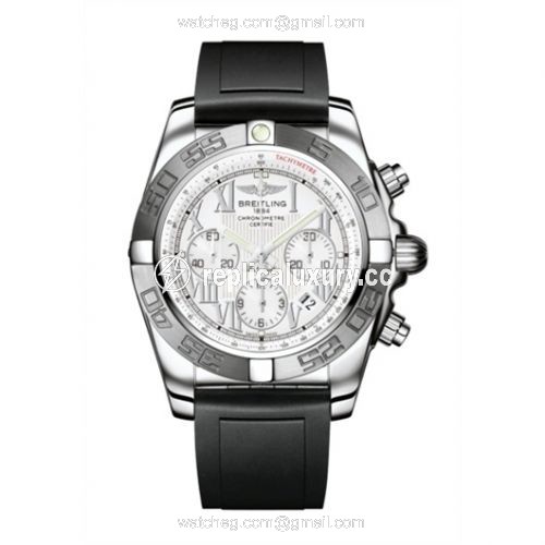 Breitling Chronomat 44 AB011011A690131S