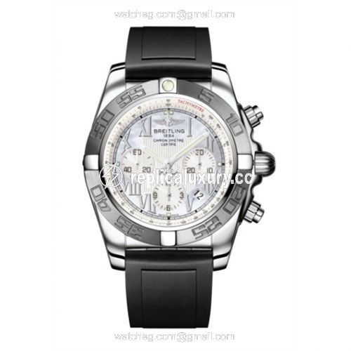 Breitling Chronomat 44 AB011011A691131S