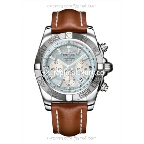Breitling Chronomat 44 AB011011G686433X