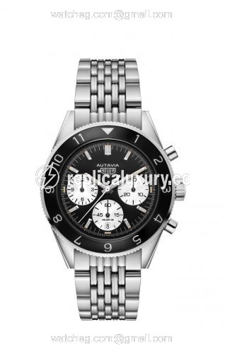 TAG Heuer Autavia Heuer 02 Stainless Steel / Inverted Panda / Bracelet CBE2110.BA0687