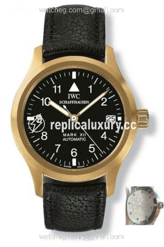 IWC Pilot's Watch Mark XII Yellow Gold / Black / Cathay Pacific IW3241-08