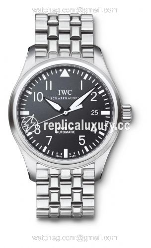 IWC Pilot's Watch Mark XVI Stainless Steel / Black / Bracelet IW3255-04