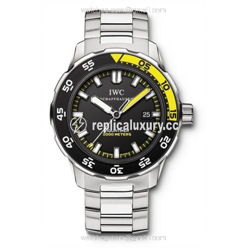 IWC Aquatimer 2000 Stainless Steel / Black / Bracelet IW3568-08