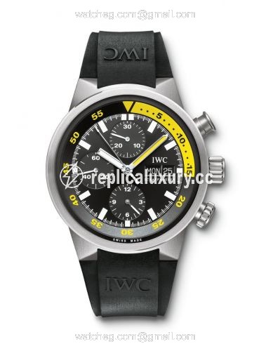 IWC Aquatimer Chrono-Automatic Titanium / Black / Rubber IW3719-18