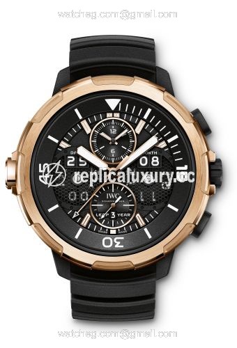IWC Aquatimer Perpetual Calendar Digital Date-Month Titanium / Red Gold / Black IW3794-01