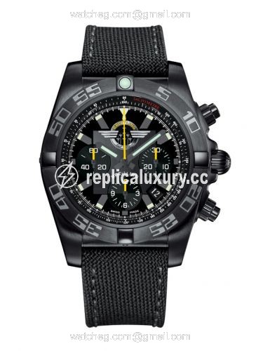 Breitling Chronomat 44 Blacksteel / Breitling Jet Team / Military MB01109L.BD48.109W