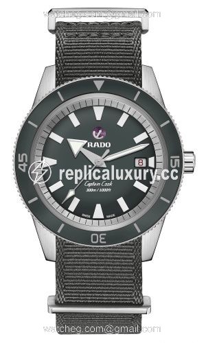 Rado HyperChrome Captain Cook 42 Stainless Steel / Grey / Revolution R32105103