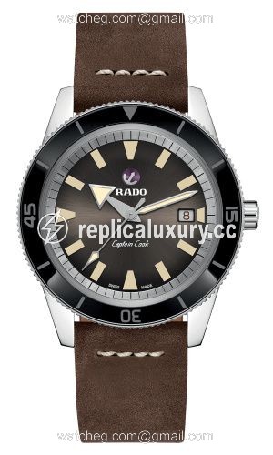 Rado HyperChrome Captain Cook 42 Stainless Steel / Brown / Calf R32505305