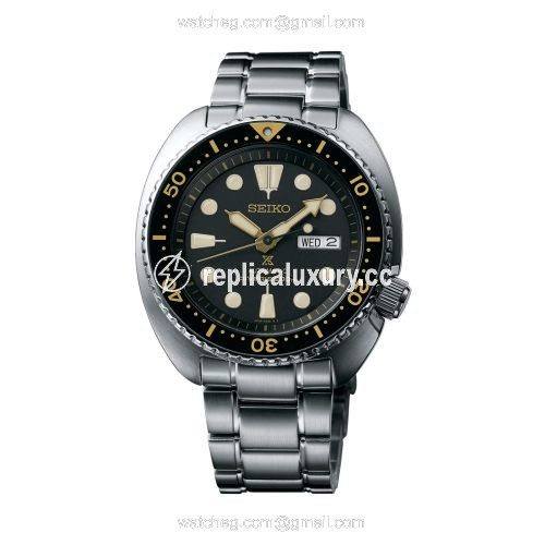 Seiko Prospex Diver Turtle Stainless Steel / Black / Bracelet SRP775
