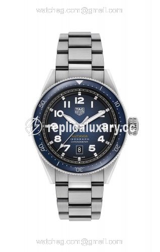 TAG Heuer Autavia Isograph Calibre 5 Stainless Steel / Blue / Bracelet WBE5112.EB0173